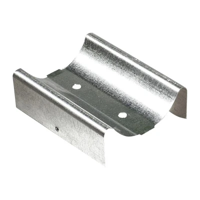 897017